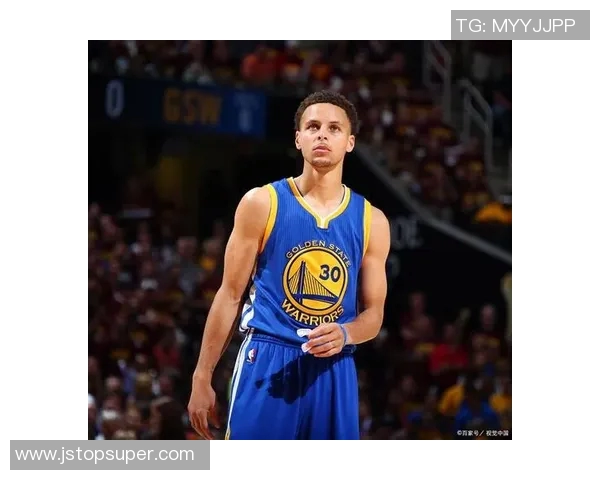 贝尔格与班菲尔德激战正酣谁能在这场对决中笑到最后