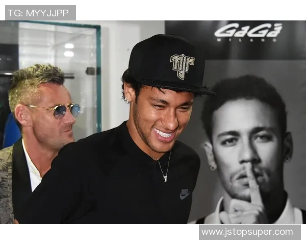 马尔基尼奥斯:从巴西天才到世界足坛的防线领袖之路 马尔基尼奥斯:从巴西天才到世界足坛的防线领袖之路