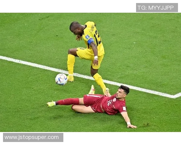 冬潭隆安与永隆的激烈对决揭示了足球战术的博弈与团队精神的较量